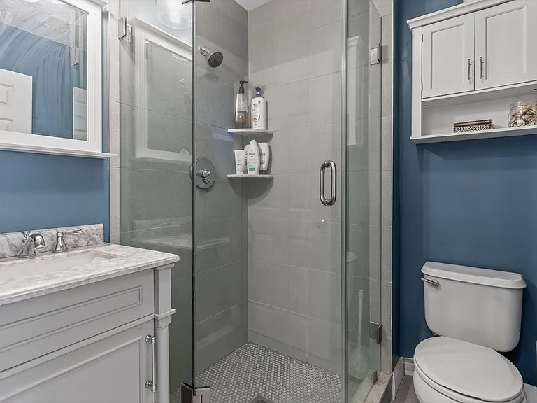 17B Bonair St #17B — Photo 12