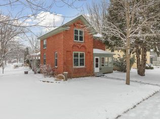 127 S 6th St, River Falls, WI 54022