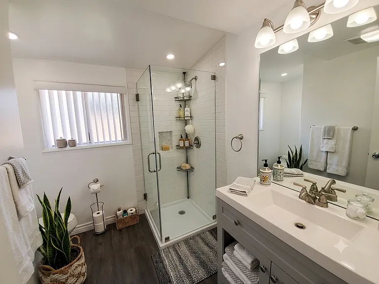 15552 Cornuta Ave — Photo 6