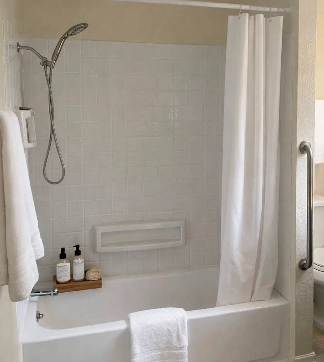 2 bed, 1000 sqft, $2,199 — Photo 1