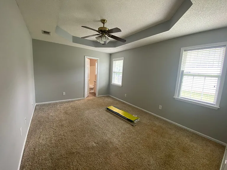 306 Strawbridge Ln — Photo 10