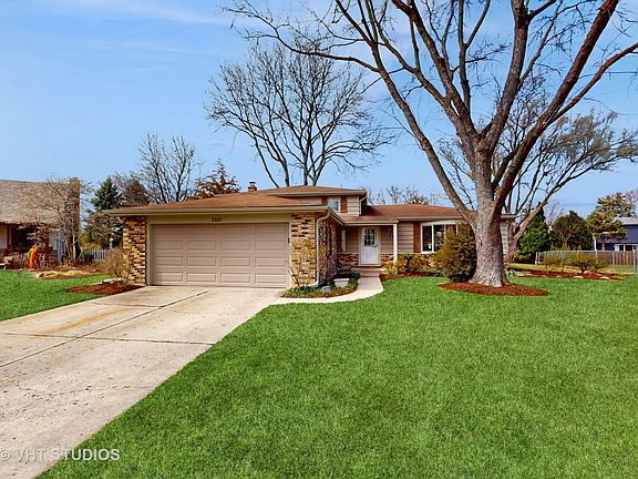 2nd image of 1037 Lilac Ct
