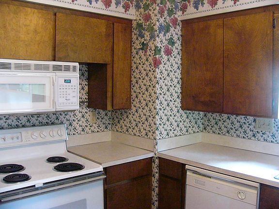 5th image of 31254 E Lake Morton Dr SE