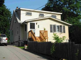 130 S Chestnut St, Beacon, NY 12508