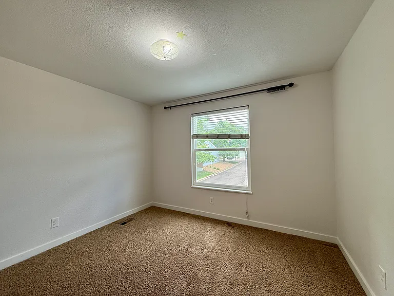 E Rice Pl — Photo 9