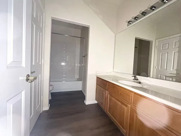 240 Whitly Bay Ave — Photo 18