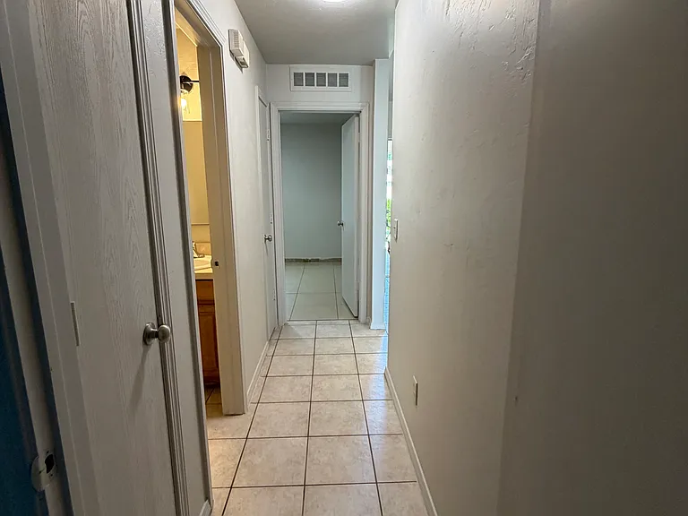 2704 Fennel Rd — Photo 13