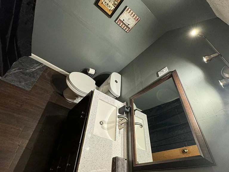 33 Dutton St #37 — Photo 11