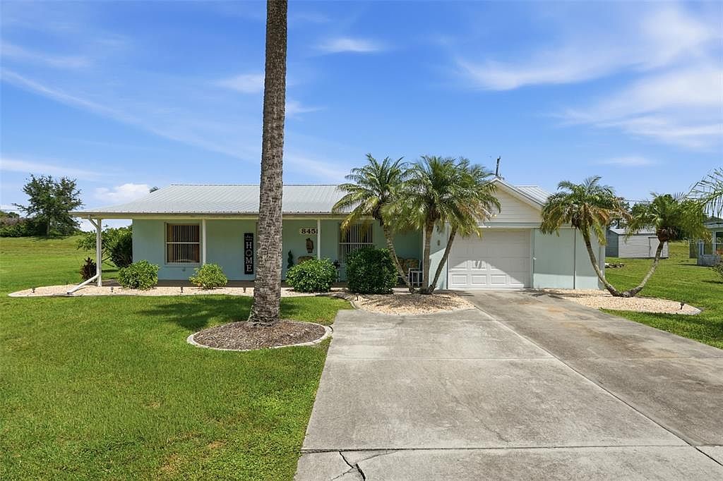 8451 SW SUNNYBREEZE ROAD — Sunnybreeze Golf Course
