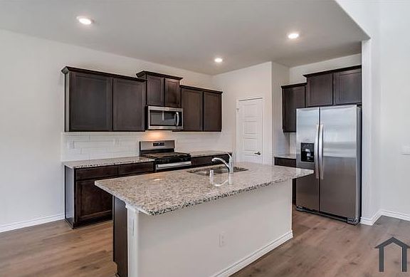 5th image of 7216 Headingham Way