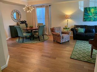 381 W Gibson Ave, Clovis, CA
