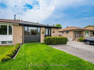 870 Modlin Rd, Pickering, ON L1W 1V7
