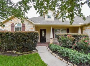 231 S Lantana Cir, Sealy, TX 77474