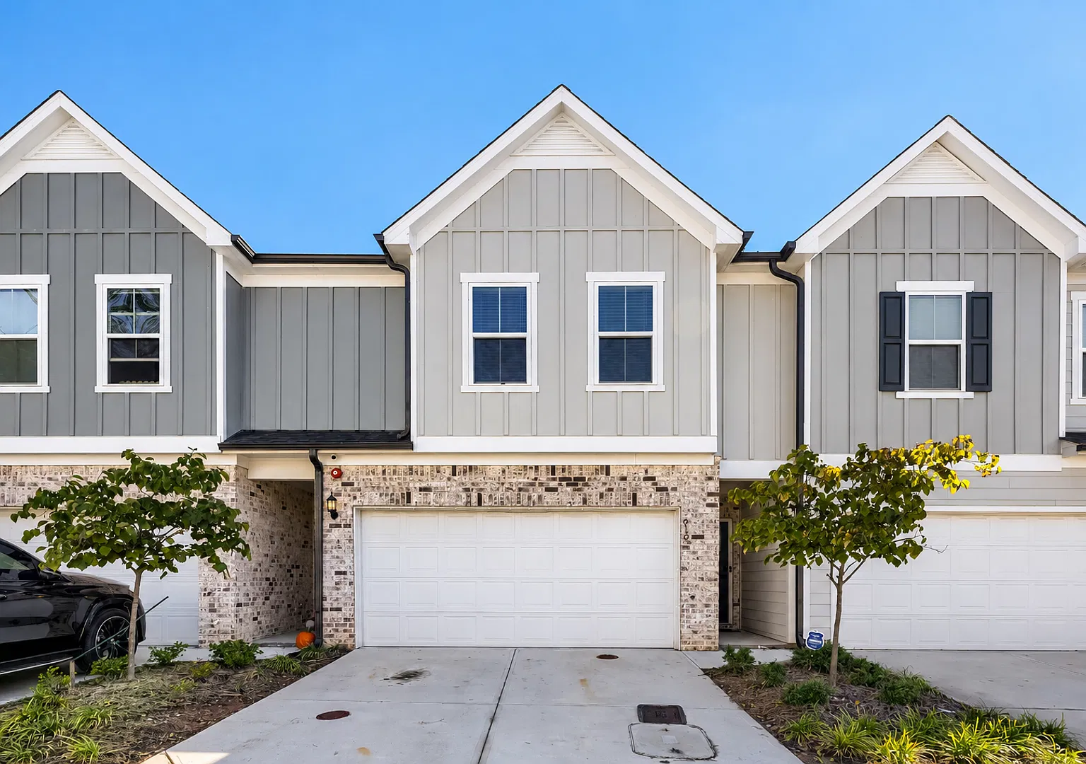 Modern Living in the Heart of Marietta — Photo 2