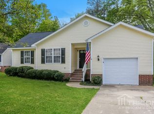 3717 Capps Hill Dr, Charlotte, NC 28216