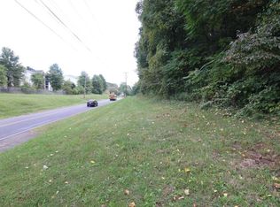 400 Hemlock Rd, Salem, VA 24153