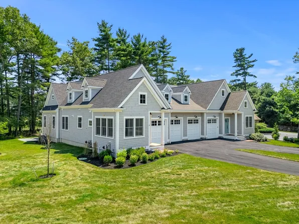 6 Golf Cottage Way, Mattapoisett, MA 02739