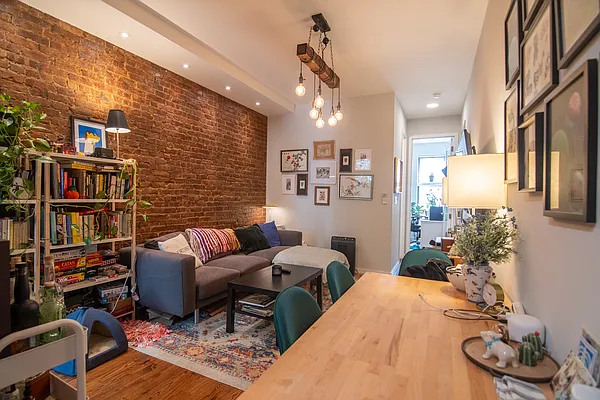 Rented by Compass | media 17