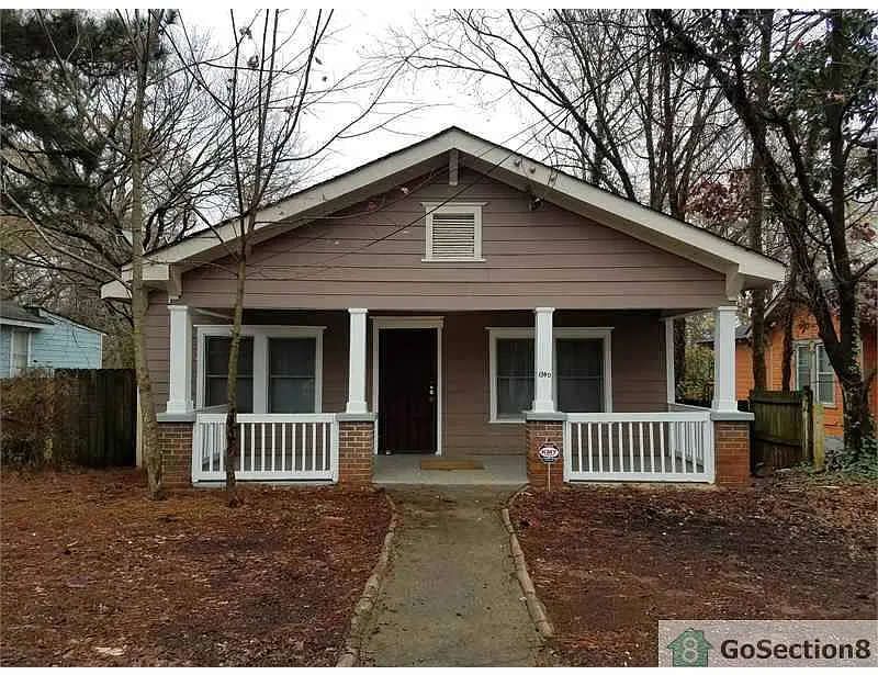 1340 Grant St SE photo 1