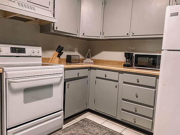 4th image of 3467 Pimlico Pkwy APT C