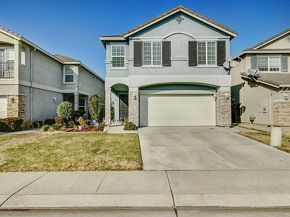 2nd image of 612 Queensland Cir