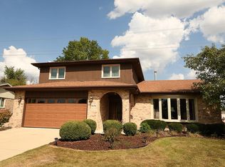 17475 Highwood Dr, Orland Park, IL 60467