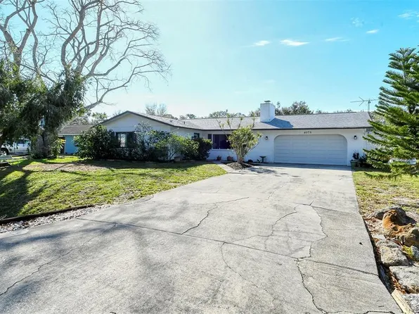 4076 Velarde Ln, Sarasota, FL 34235