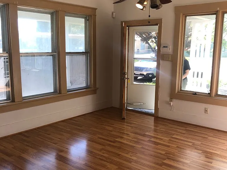 619 Poplar St — Photo 3