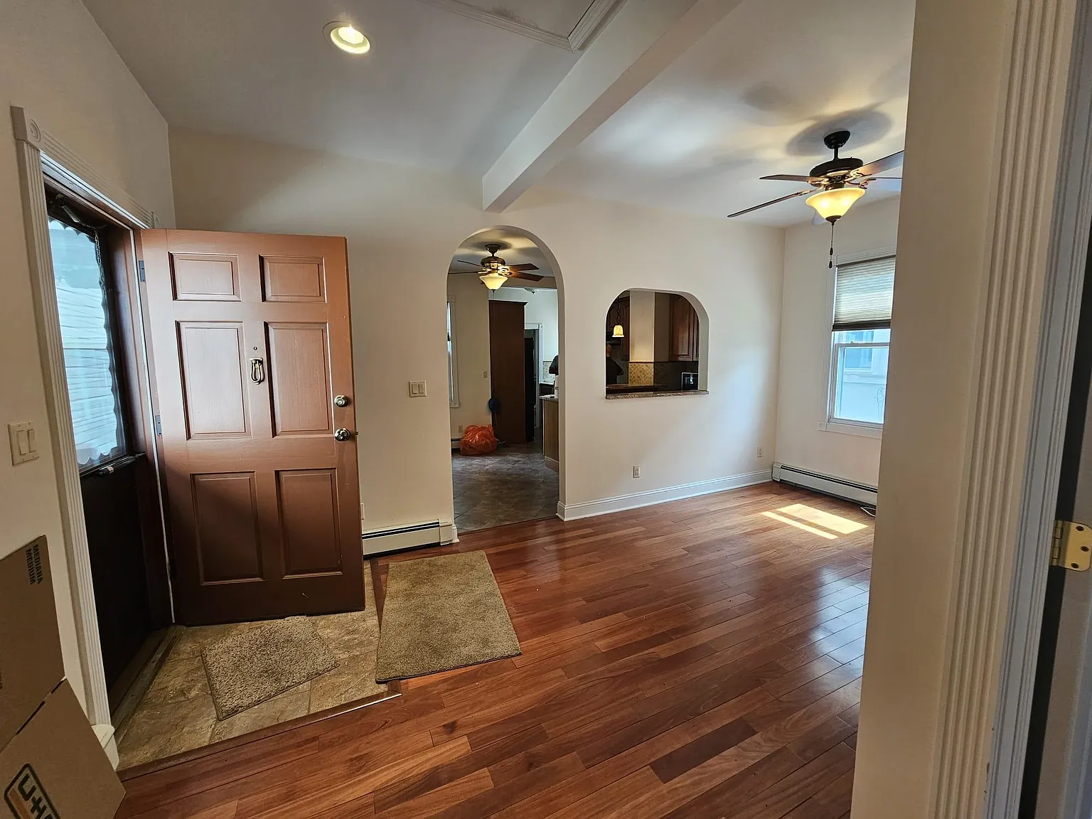 2 bed, 1.0 bath, $1,900 — Photo 4