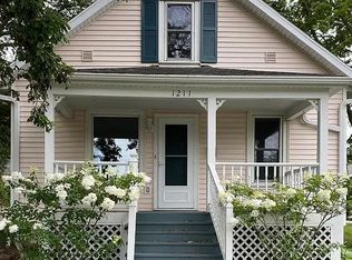 1211 Main St, Eau Claire, WI 54701