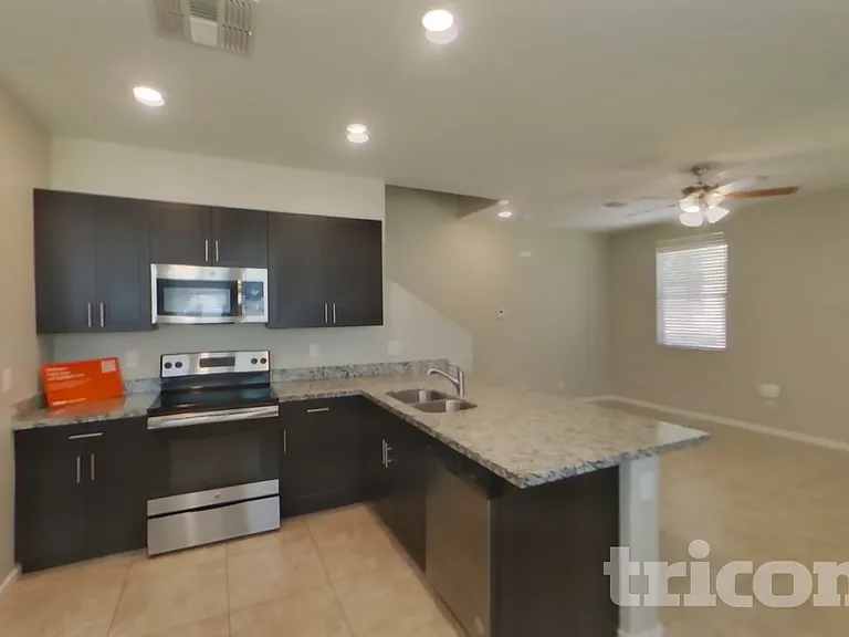 12562 W Gentle Rain Rd — Photo 5