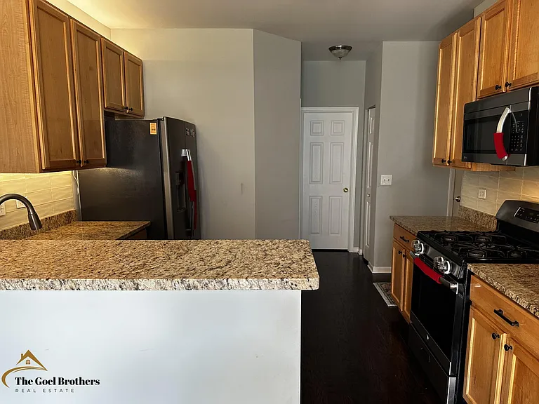 2924 Falling Waters Dr — Photo 7