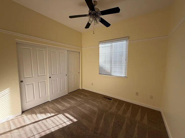 1041 Turnberry Dr — Photo 15