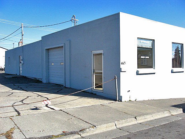 1st image of 465 Whittier St