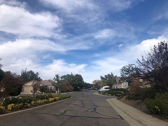 5th image of 1940 Wesley Dr