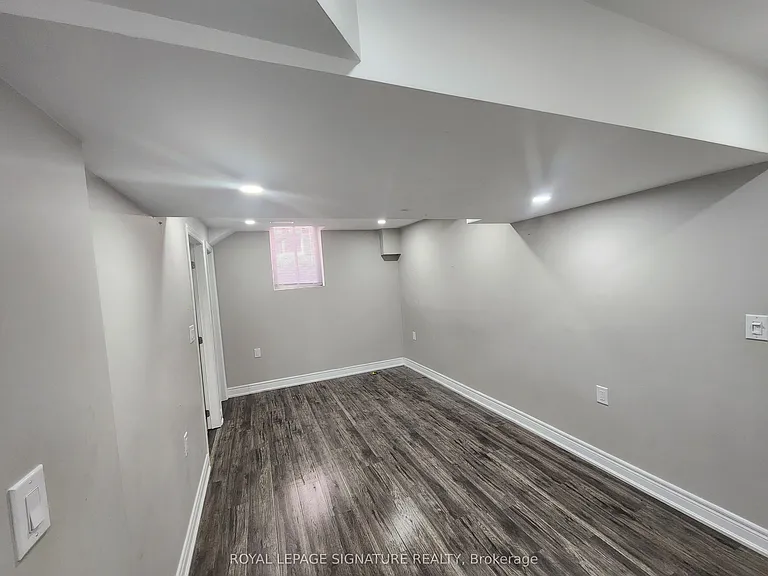 6 Venue Rd #BASEMENT — Photo 8