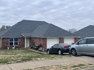 1677 Tolleson Loop, Springdale, AR 72764
