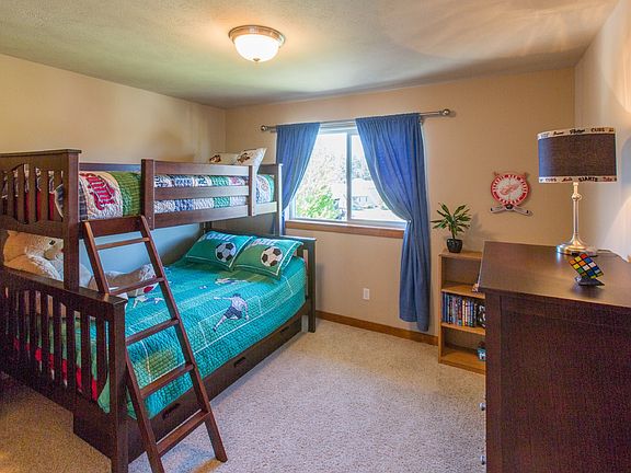 3rd image of 4328 S Williamson Ln