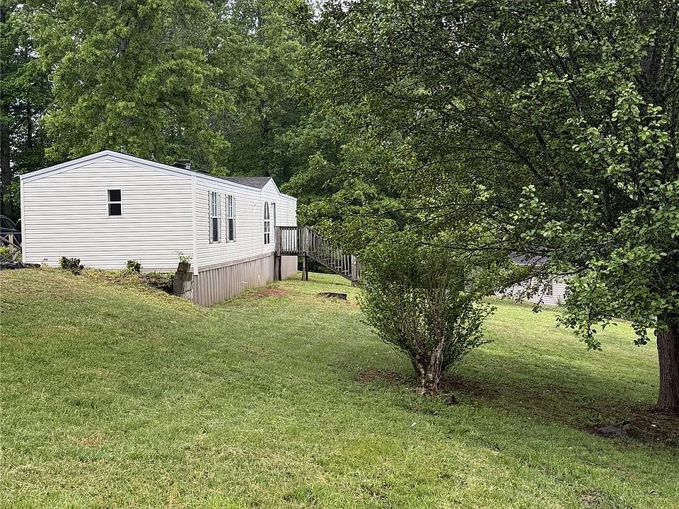 1st image of 111 Otter Ridge Rd