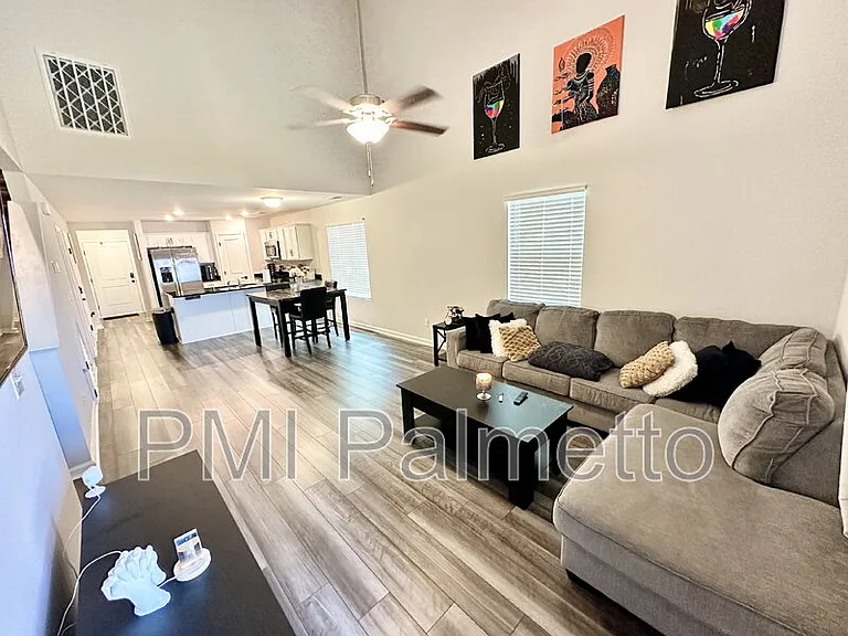 409 Eclipse Ln — Photo 11