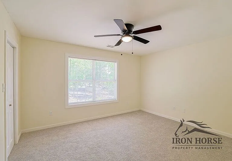 105 Westchester Dr #A8 — Photo 16