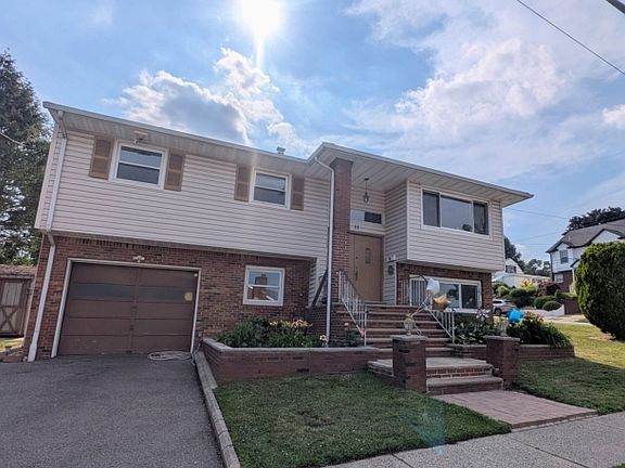 2nd image of 11 Martha Ave