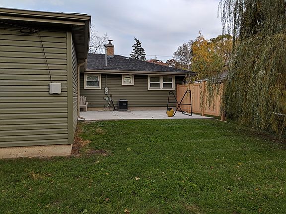 3rd image of 524 Grove Ave
