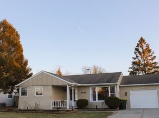 2801 Fremont St, Rolling Meadows, IL 60008