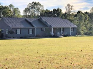 2197 Maxey Flat Rd, Hillsboro, KY 41049