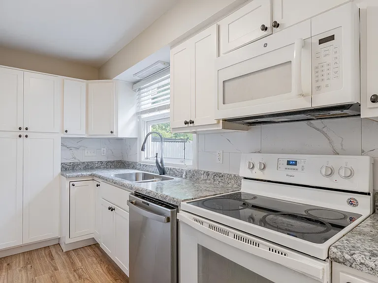 232 Terrace Dr — Photo 6