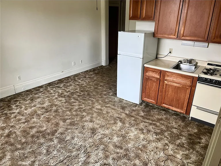 510 N Main St #11 — Photo 8