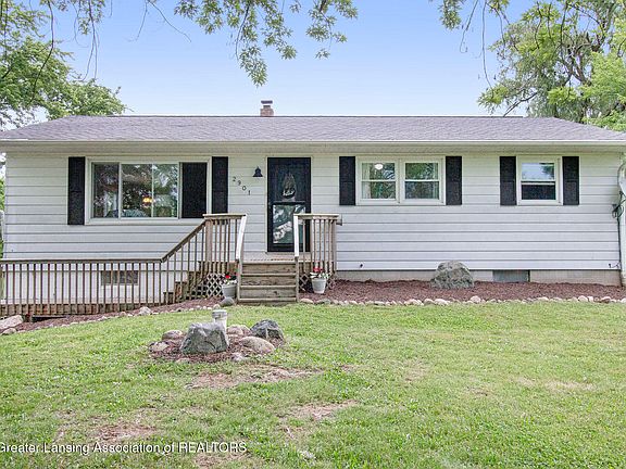 2nd image of 2901 Parman Rd