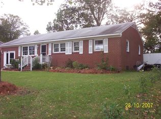 107 Bonwood Rd, Hampton, VA 23666