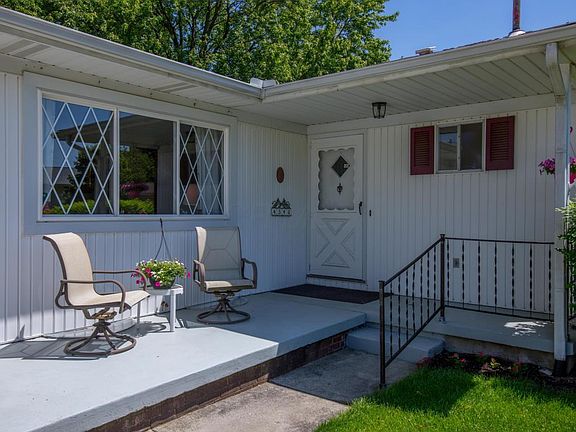 3rd image of 4346 Kenmont Pl